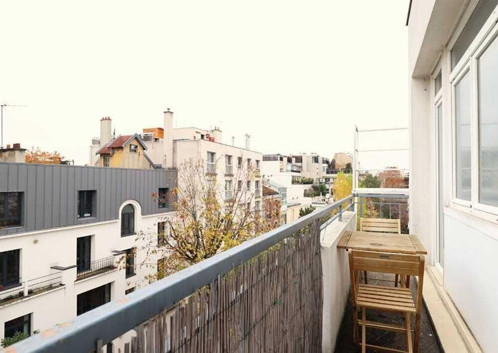 Location Appartement Magnifique studio avec balcon Neuilly-sur-seine