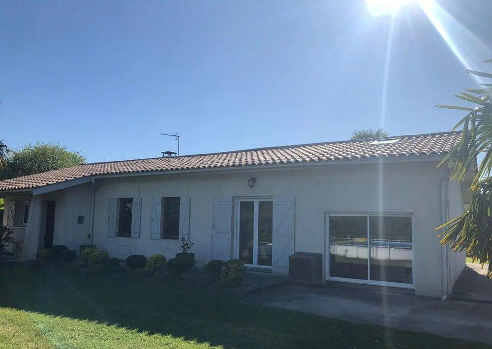 Location Maison Belle maison meublée 5P 117m² avec jardin 1500m² Saint-aubin-de-médoc