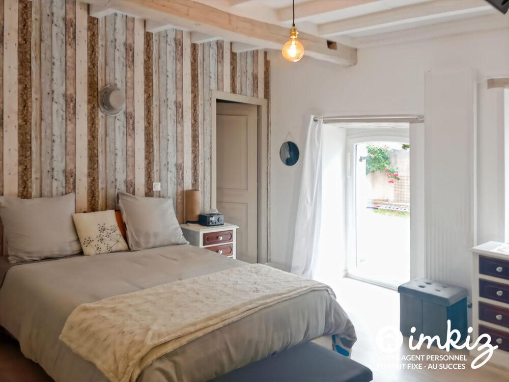 Vente Maison Maison 5 pièces PLAIN-PIED, dépendances et piscine Saint-pierre-de-buzet