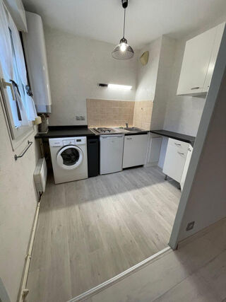  Appartement à louer 1 pièce 30 m²