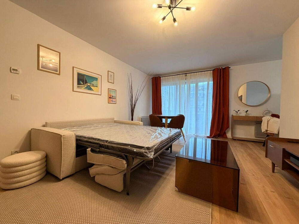 Location Appartement Beau 3P meublé rénové 70m² avec balcon et parking Bordeaux