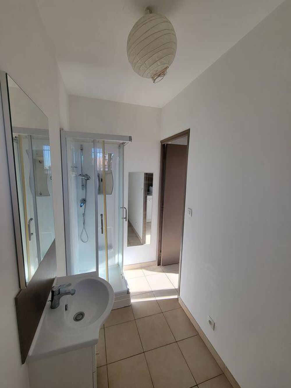 Location Appartement Beau studio meublé 20m²  Aix-en-Provence Aix-en-provence