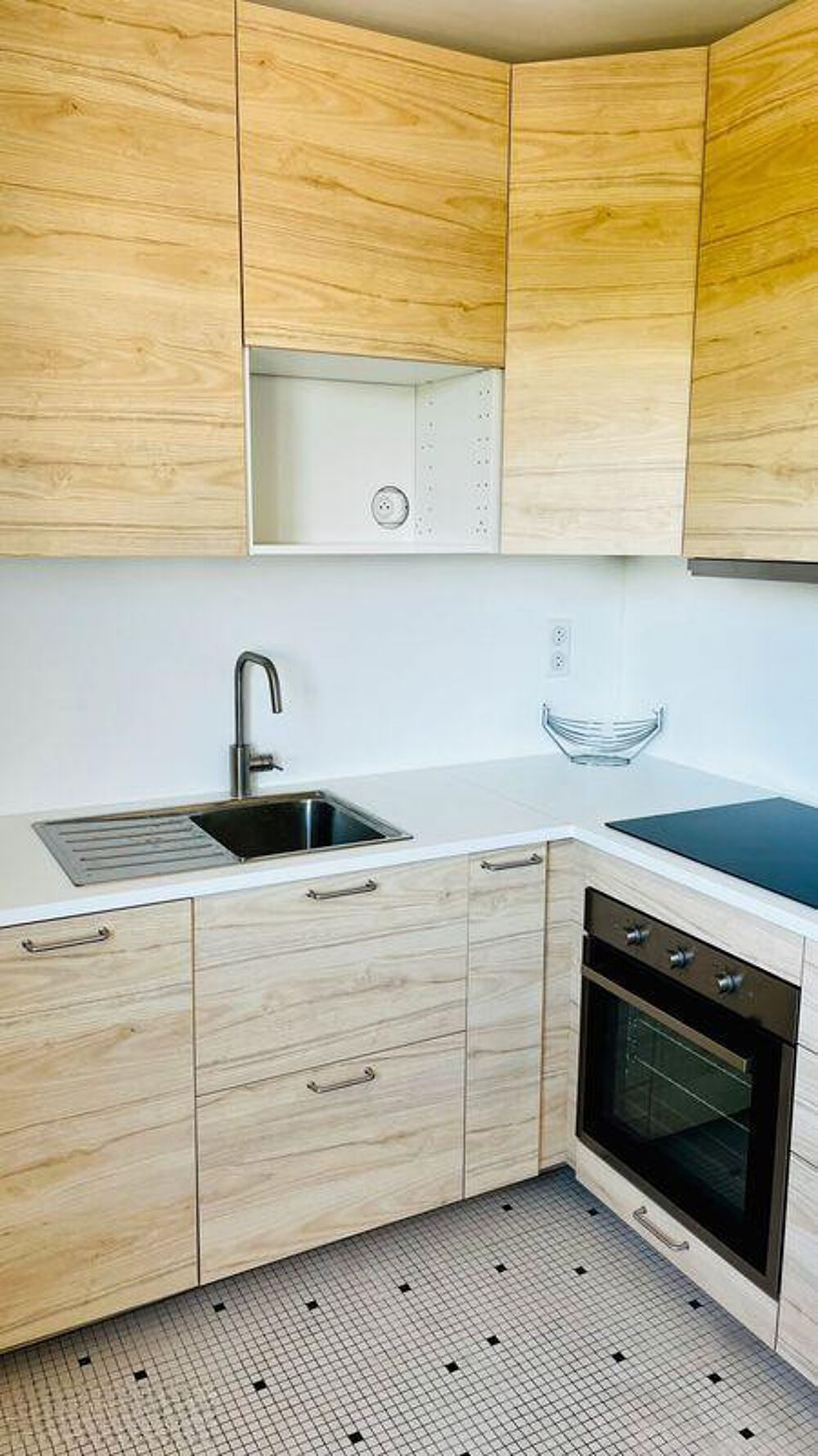 Location Appartement Beau studio meublé et rénové 34m² Nantes