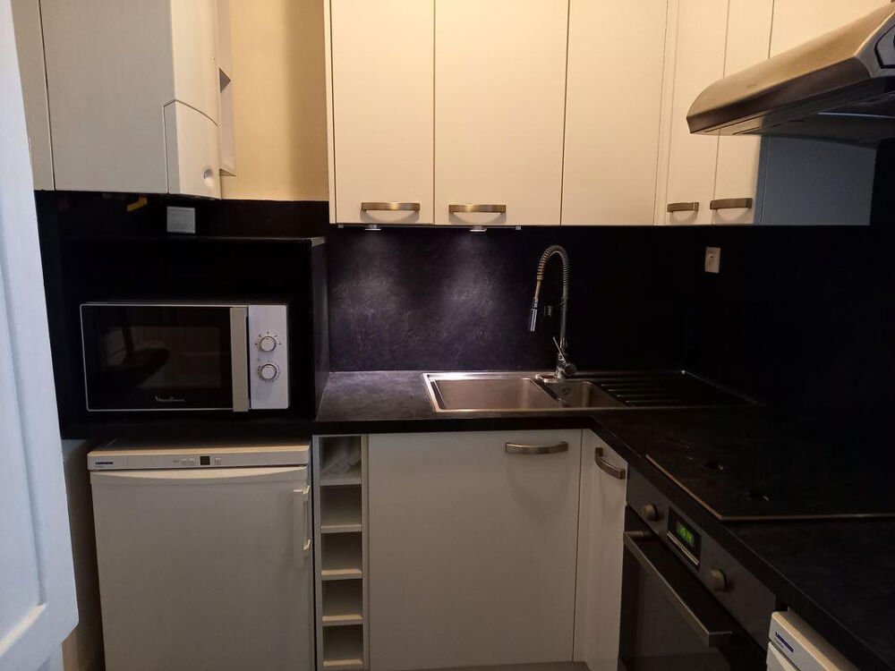 Location Appartement Joli 2 pièces 39m² - Paris 10ème Paris 10