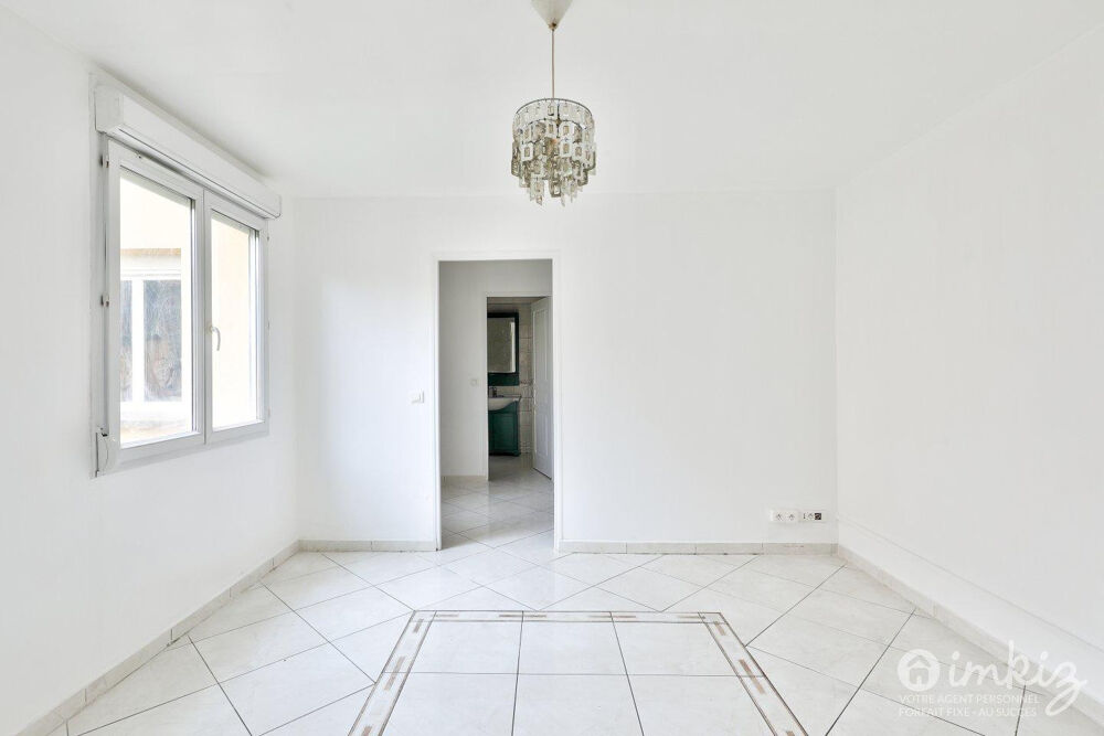 Vente Maison Maison 4 pièces 2 ch + Bureau, totalement meublée Saint-denis