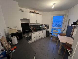  Appartement à louer 1 pièce 66 m²