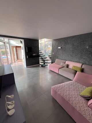  Maison � vendre 6 pi�ces 170 m�