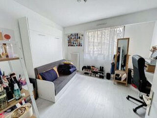  Appartement à louer 1 pièce 18 m²