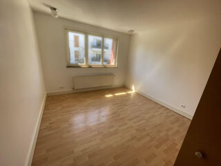  Appartement � louer 4 pi�ces 98 m� Montfermeil