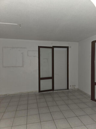  Appartement � louer 3 pi�ces 80 m�