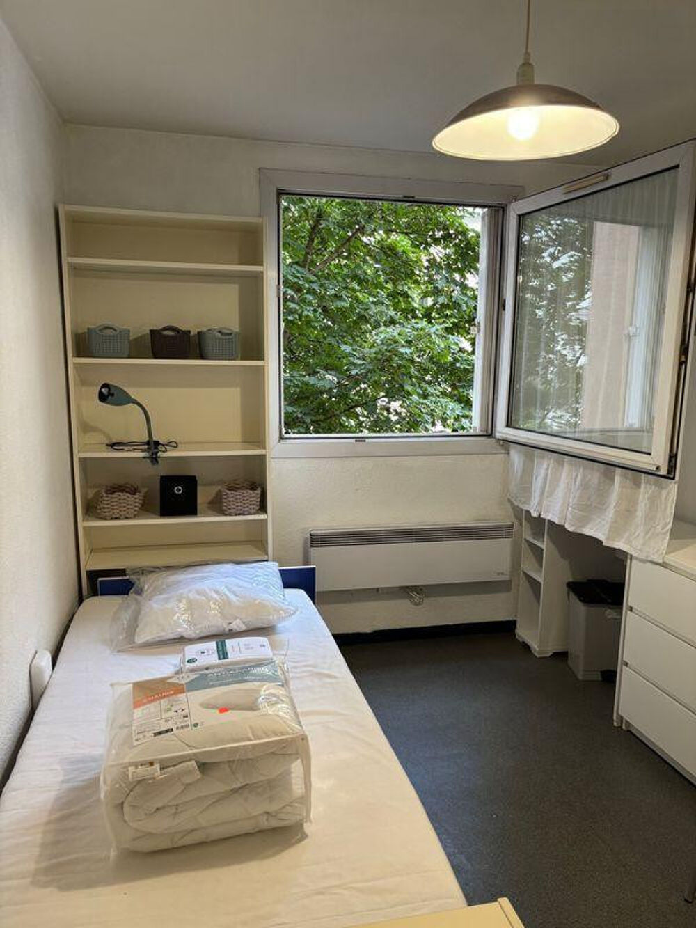 Location Appartement Loue studio étudiant 18m² meublé Villeurbanne Villeurbanne