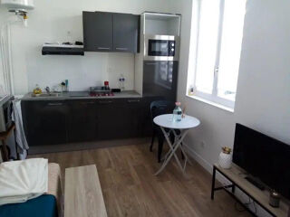  Appartement à louer 2 pièces 23 m²