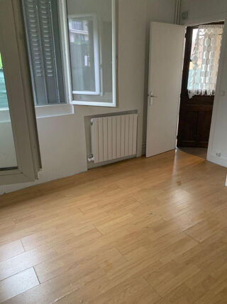  Maison à louer 1 pièce 40 m²
