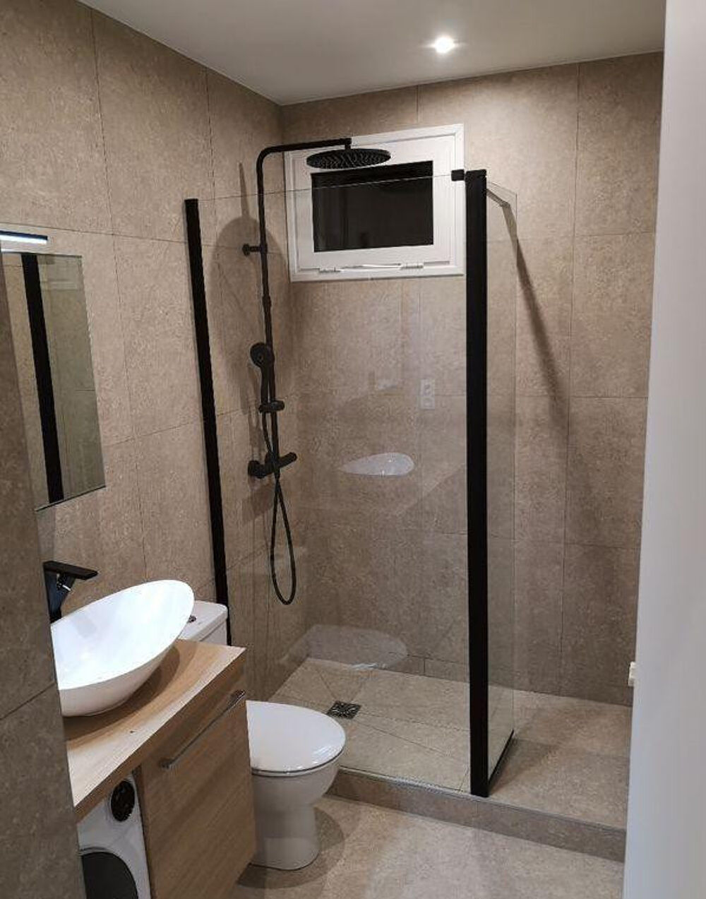 2 pièces meublé à Neuilly-Sur-Seine (avec balcon)