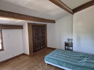  Appartement à louer 4 pièces 120 m²