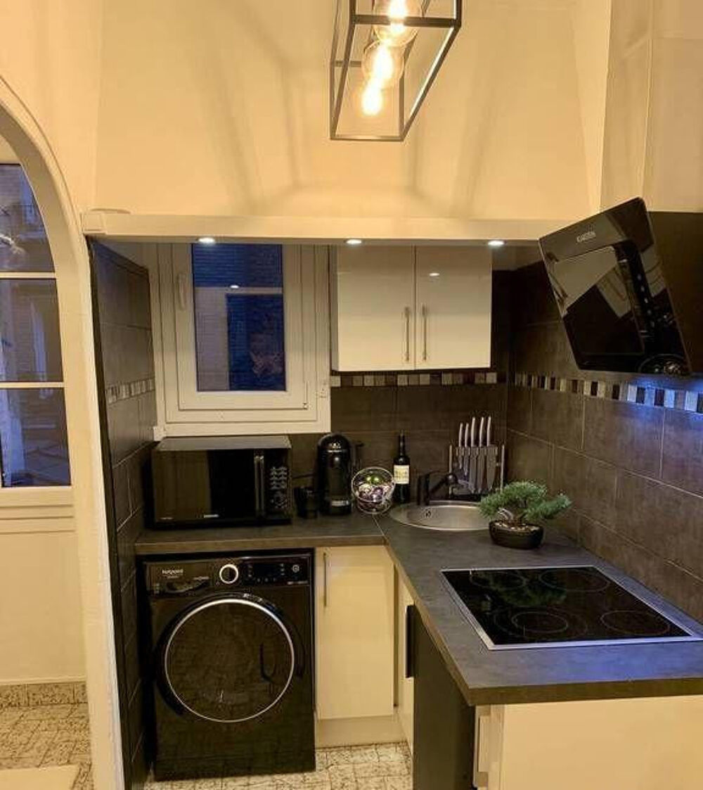Location Appartement Beau 2 pièces 29 m² rénové et meublé à Puteaux Puteaux