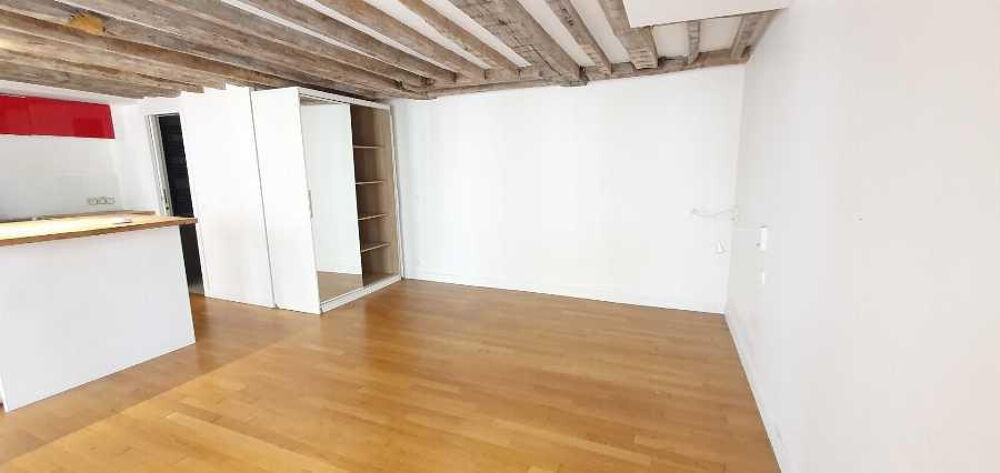 Location Appartement Studio 30 m2 dans le Marais Paris 4