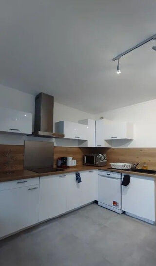  Appartement à louer 1 pièce 90 m²