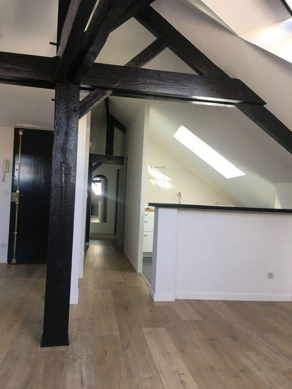 Location Appartement F2 petite copro calme St Thomas Reims