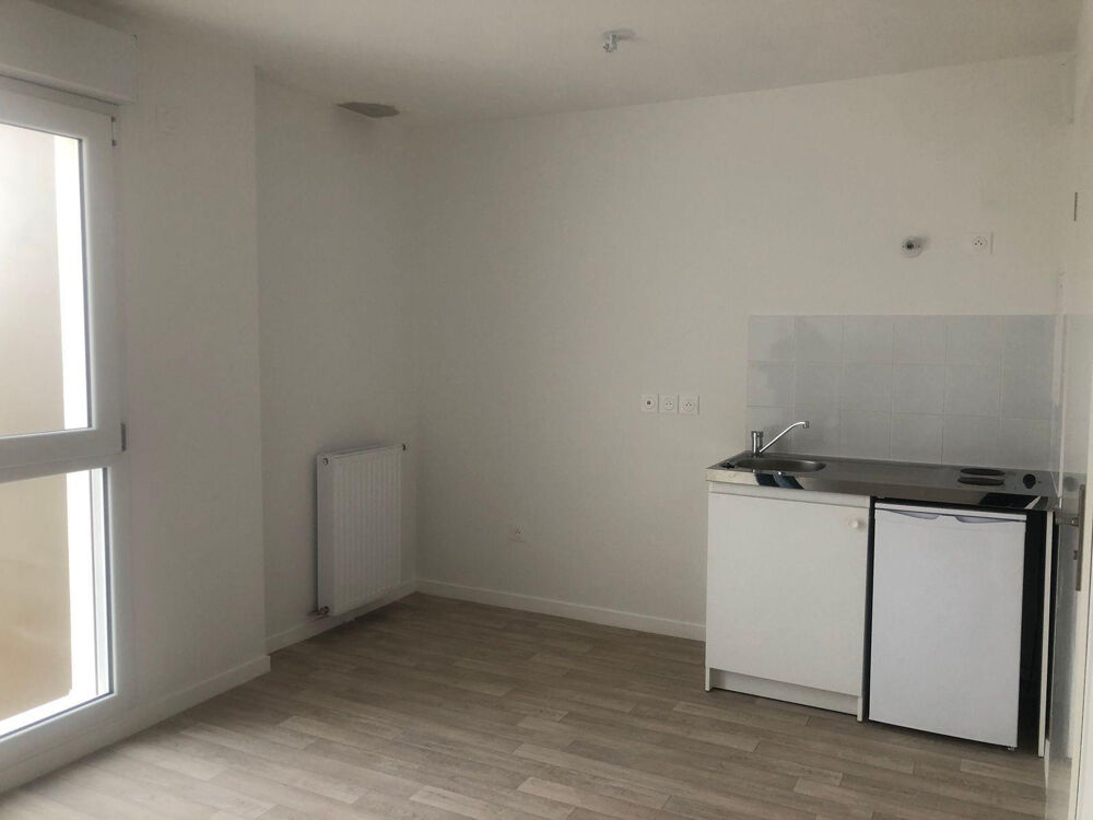 Location Appartement Studio sécurisé neuf. Melun