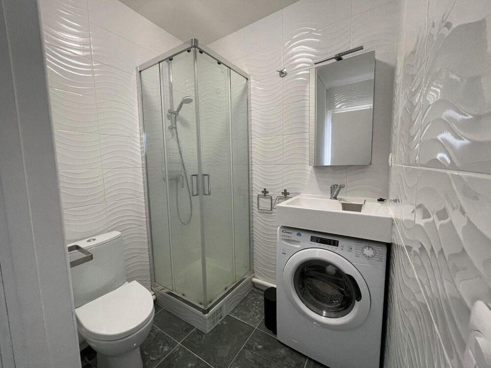 Location Appartement Studio meublé pour étudiant ou jeune actif Paris 19