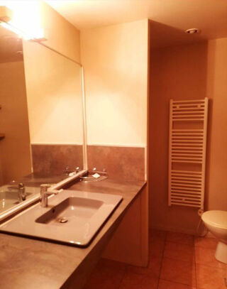  Appartement à louer 1 pièce 35 m²