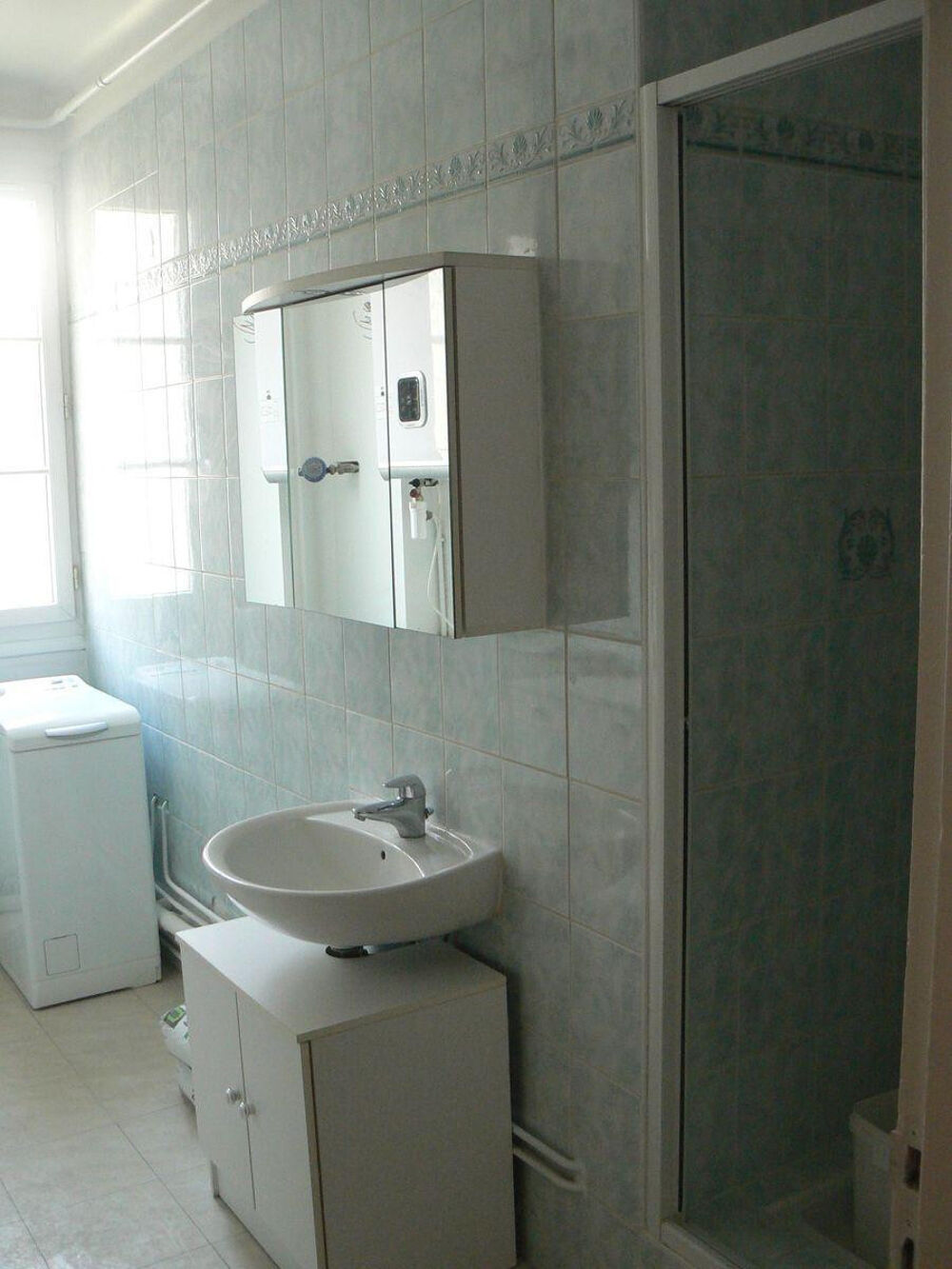 Location Appartement Grand 2 pièces de 50 m² lumineux & parfait état Courbevoie