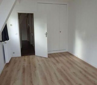  Appartement à louer 2 pièces 45 m²