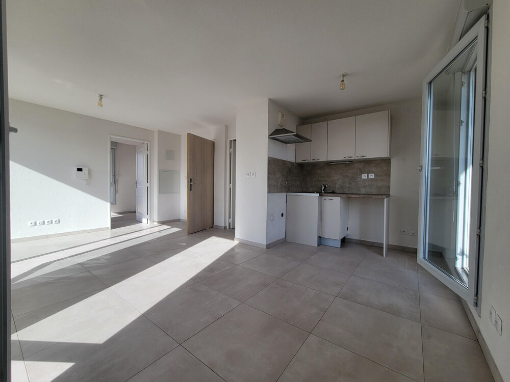Vente Appartement Attique rare 57 m² + 49 m² terrasse triple expo Villeurbanne