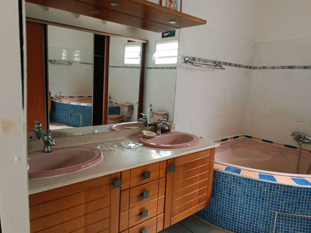 Location Appartement Chambre à louer – Sainte-Anne (Guadeloupe) Sainte-anne