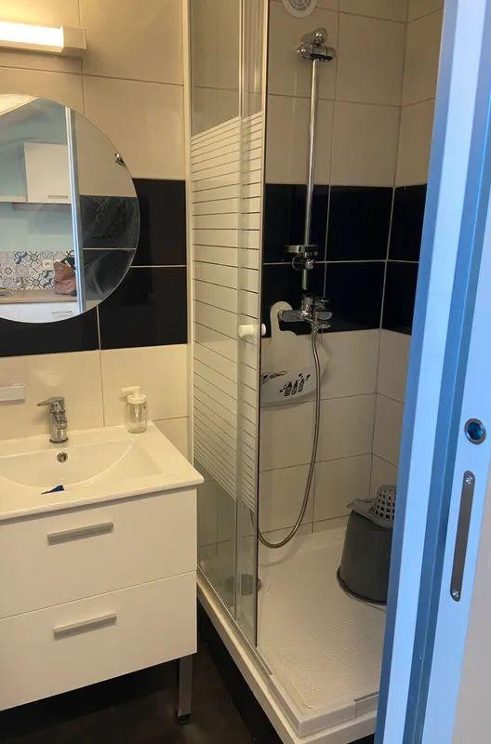 Location Appartement Petit studio meublé 12m² Grenoble