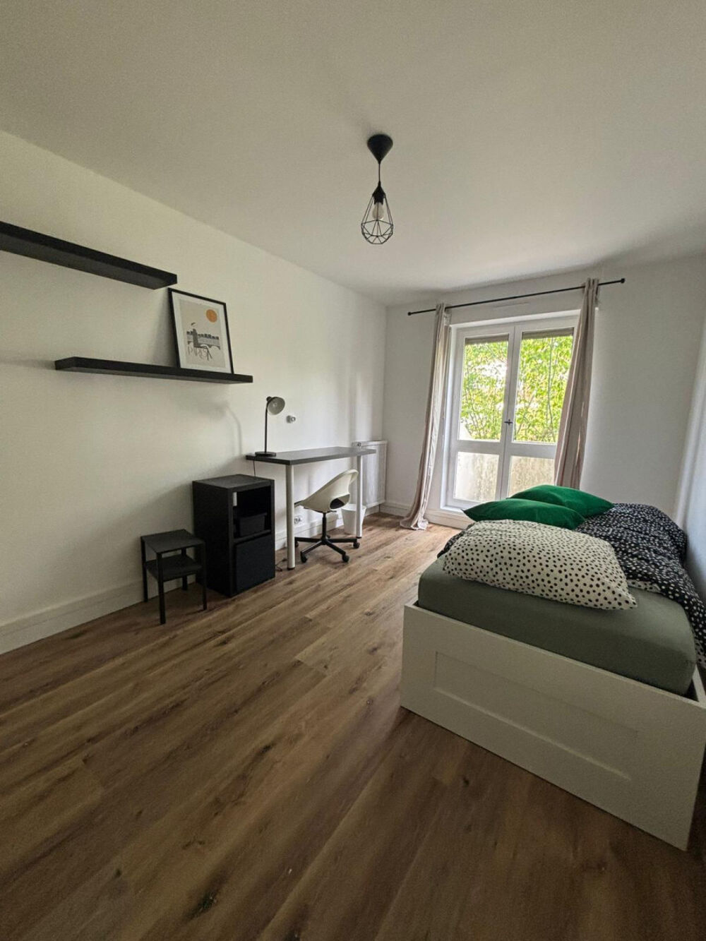 Location Appartement Colocation féminine a Évry ? Évry-courcouronnes