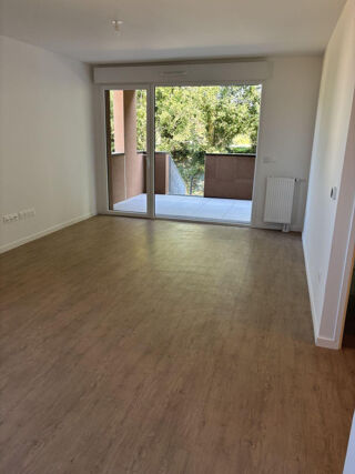  Appartement à louer 3 pièces 62 m²
