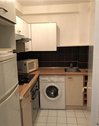  Appartement à louer 2 pièces 30 m²