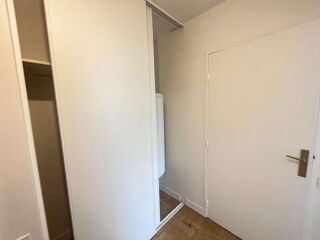  Appartement à louer 2 pièces 48 m²
