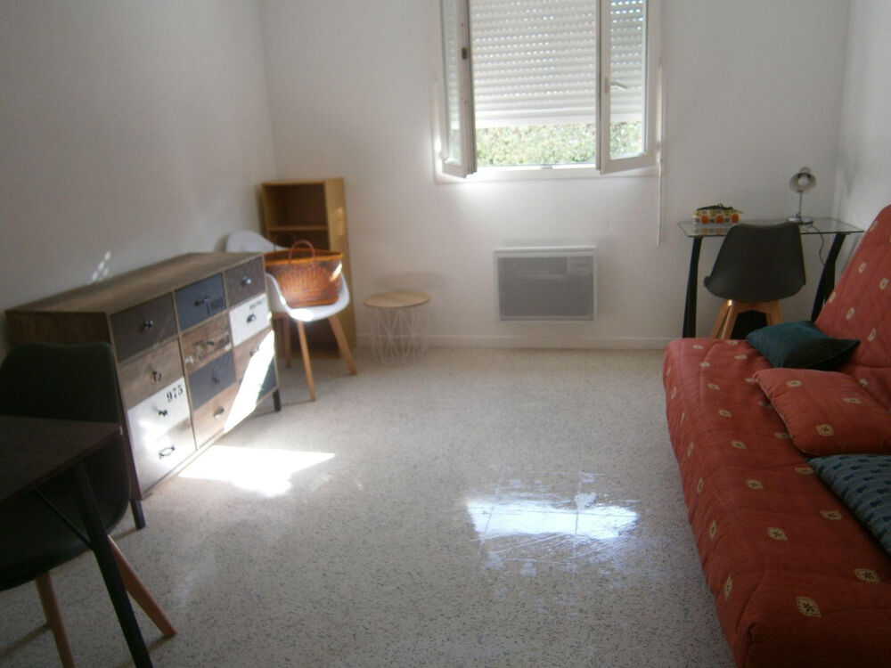 Location Appartement Studio meublé en rez de jardin a qq pas des facs Pessac