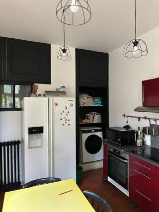  Appartement à louer 1 pièce 200 m²