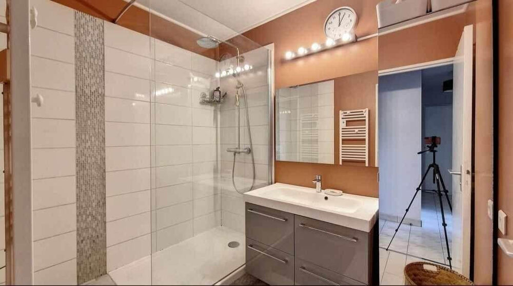 Location Appartement 1 Chambre dispo dans une coloc meublée de 3 pièces Saint-maurice