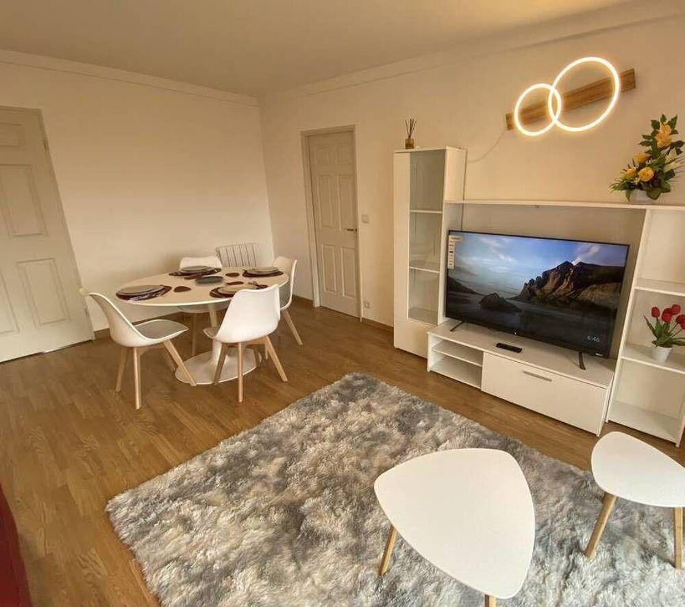 Location Appartement Beau 3 pièces 58m² situé en face de la gare Houilles
