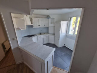  Appartement à louer 3 pièces 70 m²