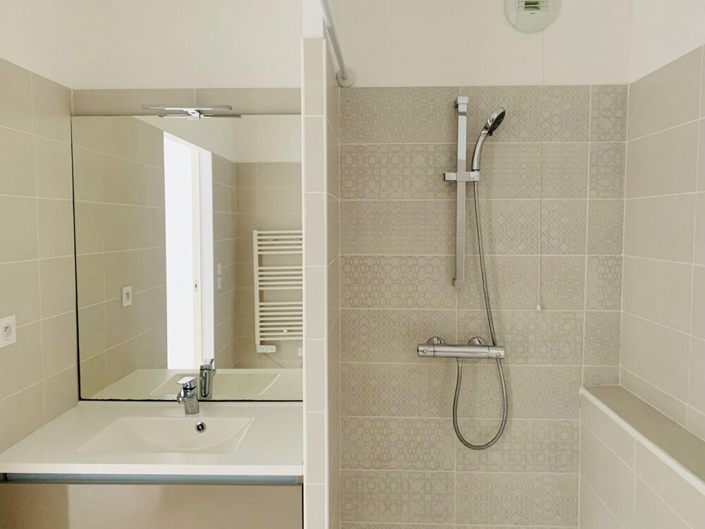 Location Appartement Logement dans le quartier de St Victor Marseille 7