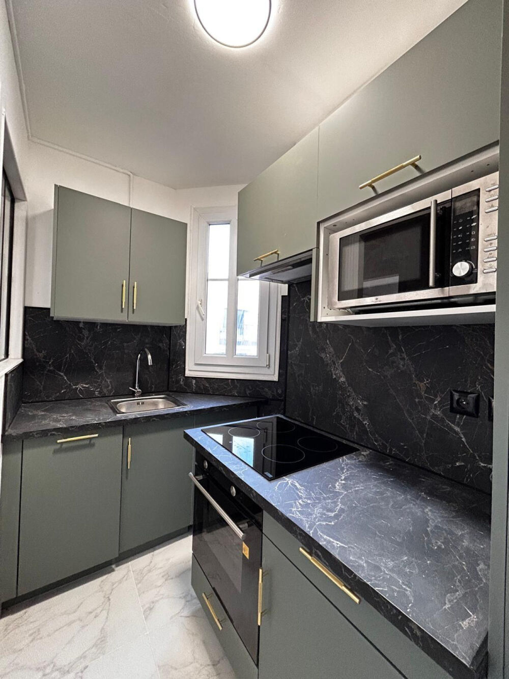 Location Appartement 2 pièces refait à neuf rue Saint-Denis à Colombes Colombes