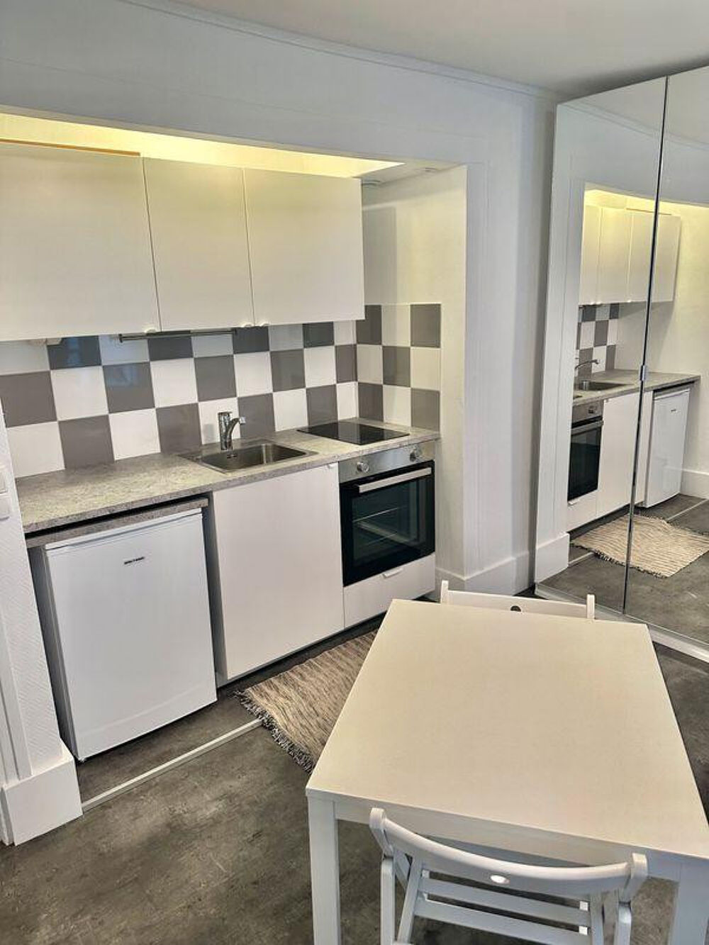 Location Appartement Location Studio Meublé 24m² En Parfait Etat Neuilly-sur-seine