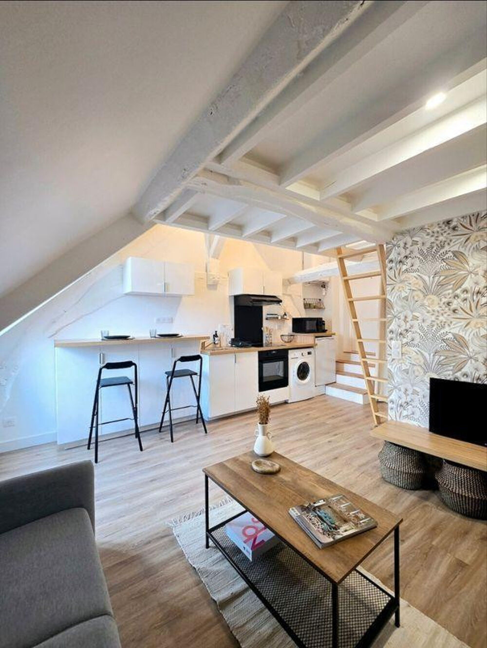 Location Appartement Beau studio meublé 20m² bail mobilité Pontoise