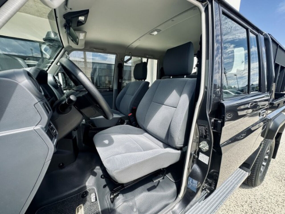 Divers DC LX DOUBLE CABINE V6 4.0L 2025 occasion 33260 La Teste-de-Buch