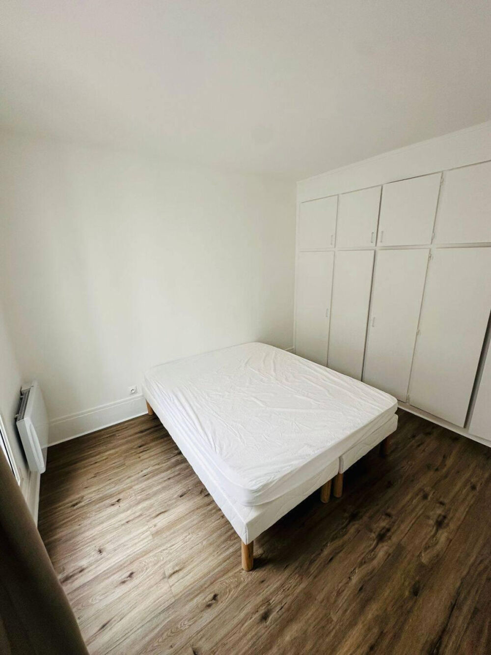 Location Appartement Beau 2P meublé - 45m2 - 2p - Paris 18 Paris 18