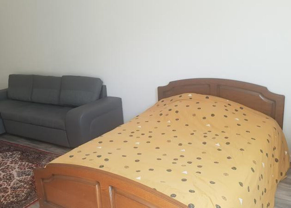 Location Appartement T3 situé au dernier étage d'une maison à louer Brétigny-sur-orge
