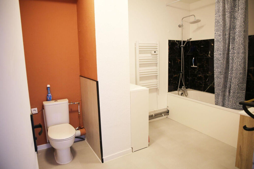 Location Appartement Beau T2 avec extérieur au calme Lille