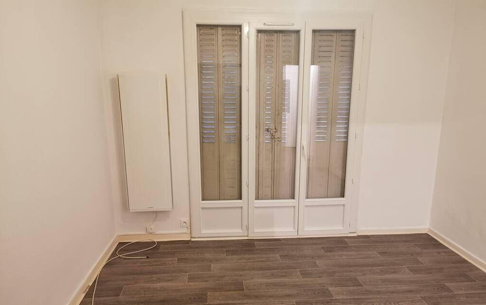 Location Appartement Beau studio 24 m² refait à neuf à Grenoble Grenoble
