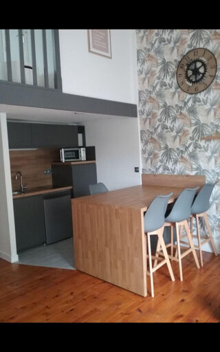  Appartement à louer 2 pièces 35 m²